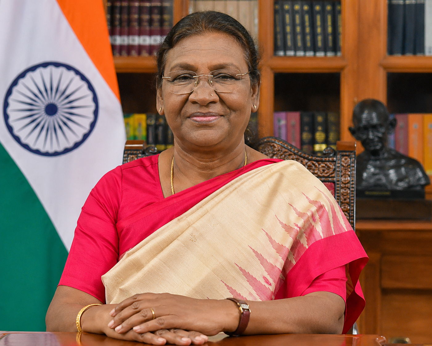 महाराष्ट्र के सोलापुर सड़क हादसे पर राष्ट्रपति द्रौपदी मुर्मु ने जताया गहरा शोक