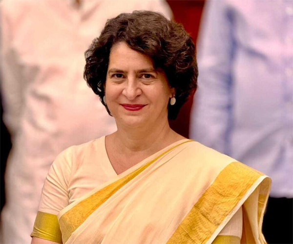 प्रियंका गांधी ने छात्रों के मुद्दे पर सरकार को घेरा