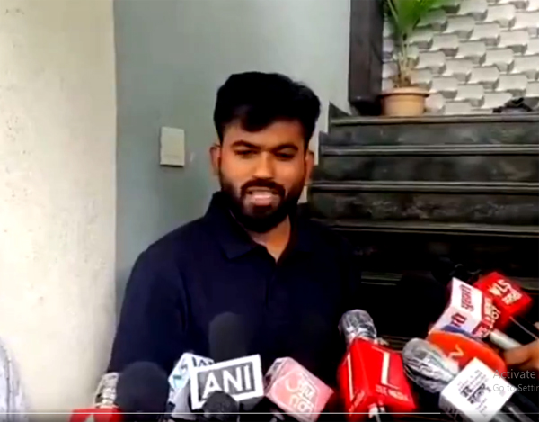 Abhijeet Dipke का दावा: BJP में शामिल होने की मिली धमकी