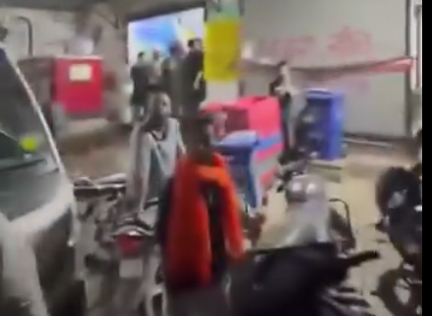 पुलगामा में Zepto कर्मचारियों को लेकर बवाल, स्थानीय लोगों ने लगाए गंभीर आरोप