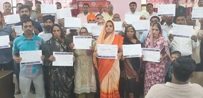 श्रुति गंगवार राज्यसभा पहुंचीं, बरेली की राजनीति में संतोष गंगवार का प्रभाव